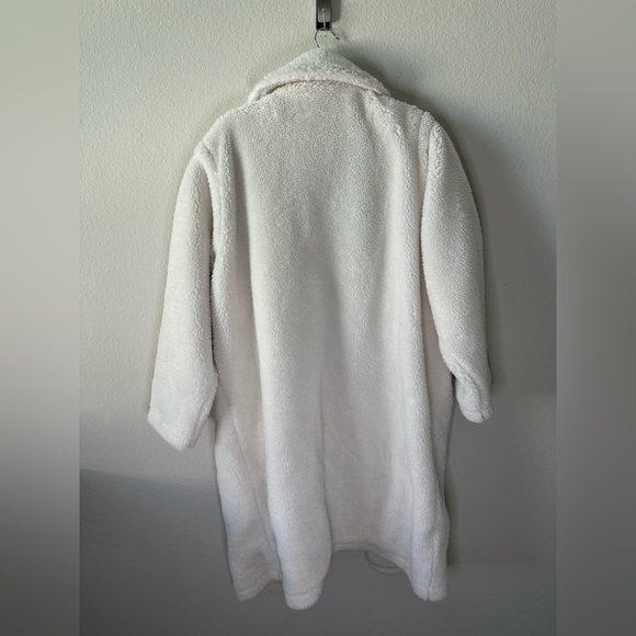 ALO YOGA Ivory White Sherpa Teddy Trench Coat SZ M - Picture 8 of 10